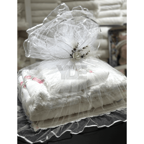 Tüllü Çeyiz Bohçası