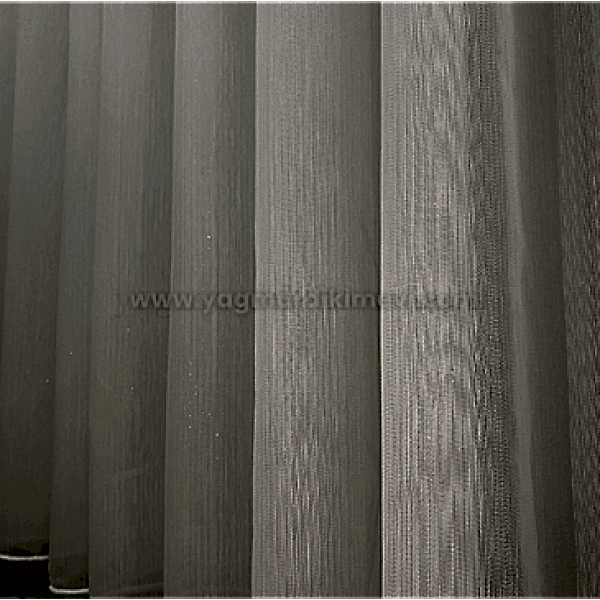 alt="Simli Bambu Tül Perde - Doğal Bambu Dokulu ve Sim Detaylı Tül Perde Modeli"