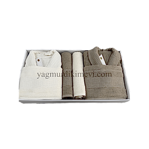  Lüks Aile Bornoz Seti – 2 Bornoz, 2 Büyük Havlu, 2 Baş Havlu, 2 Özel Banyo Sabunu