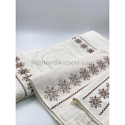 Kanaviçe İşlemeli Seccade Takımı (3’lü Set)