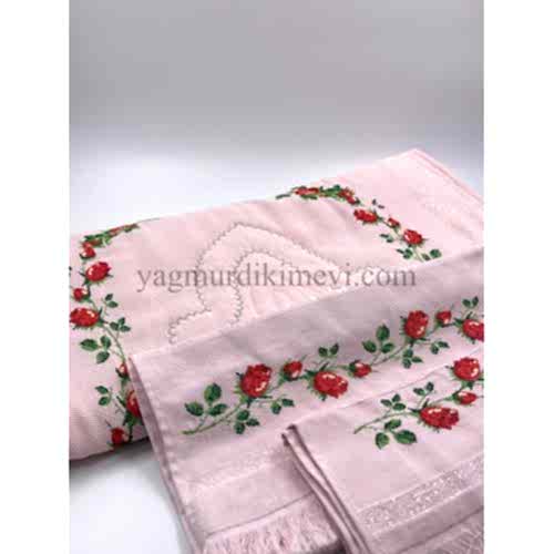 Kanaviçe İşlemeli Seccade Takımı (3’lü Set)