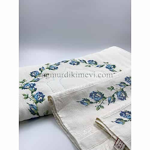 Kanaviçe İşlemeli Seccade Takımı (3’lü Set)