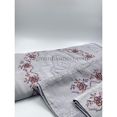 Kanaviçe İşlemeli Seccade Takımı (3’lü Set)