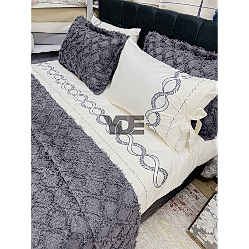 7 Parça Çeyizlik Nakışlı Nevresim Takımı ve Püsküllü Pike Örtüsü Seti