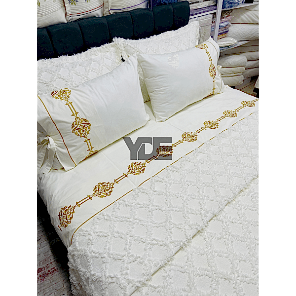 7 Parça Çeyizlik Nakışlı Nevresim Takımı ve Püsküllü Pike Örtüsü